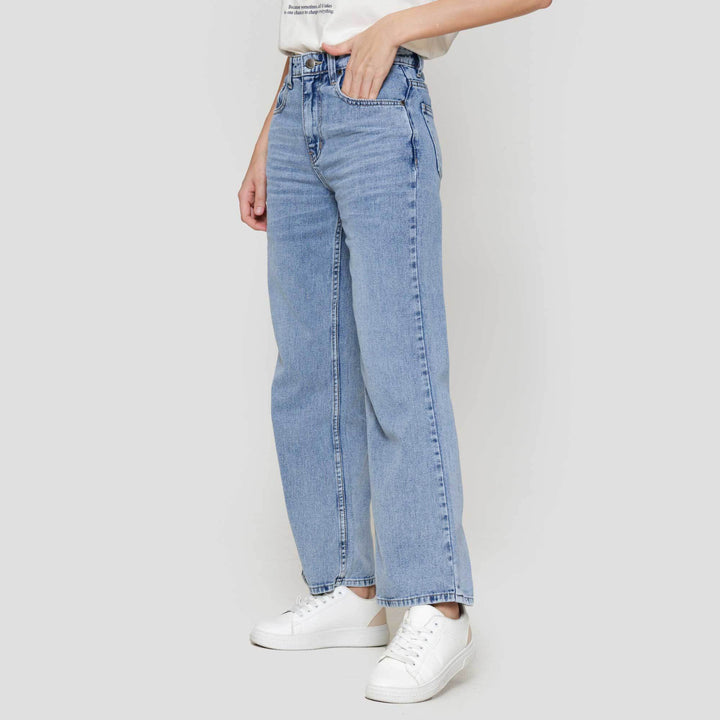 Nevada Basic Wide Leg Celana Denim Wanita