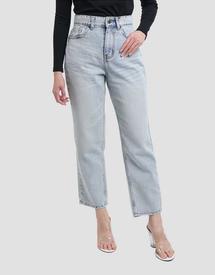 Nevada Comfort Fit Celana Denim Wanita