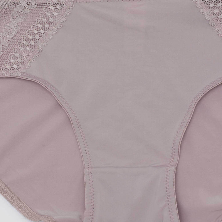 St. Yves Mini Nylon Celana Dalam Wanita