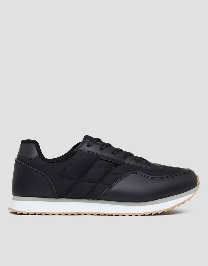 Volo Sepatu Sneakers Wk24016A Pria