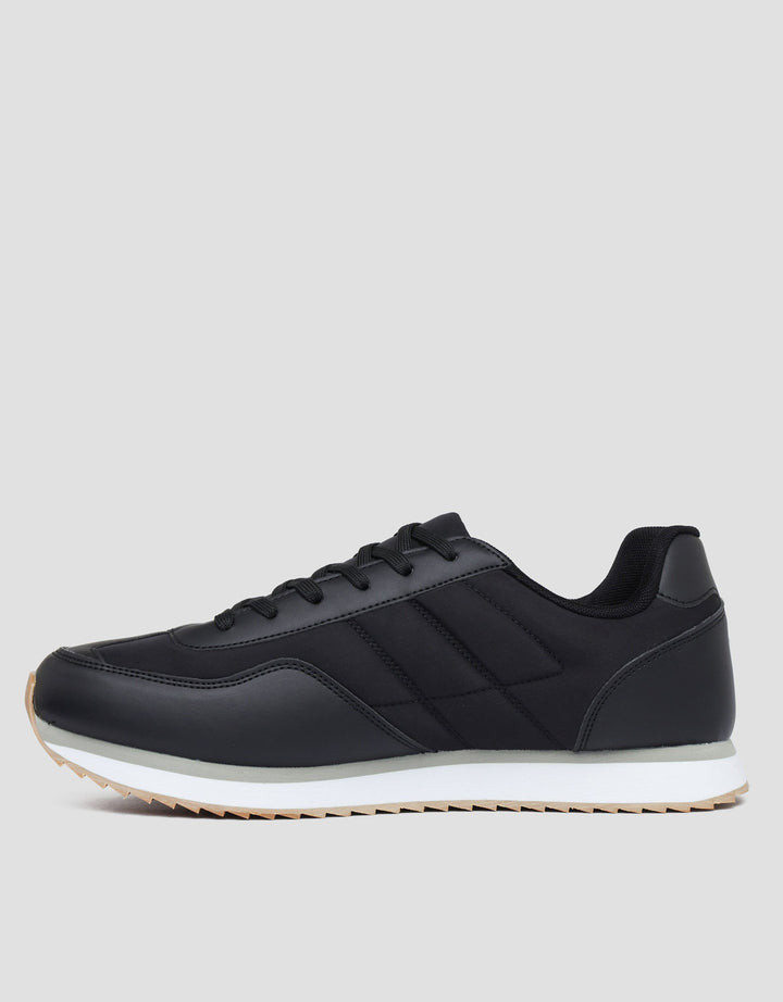 Volo Sepatu Sneakers Wk24016A Pria