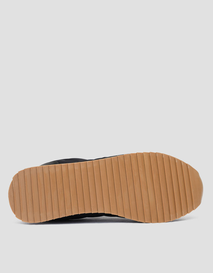 Volo Sepatu Sneakers Wk24016A Pria