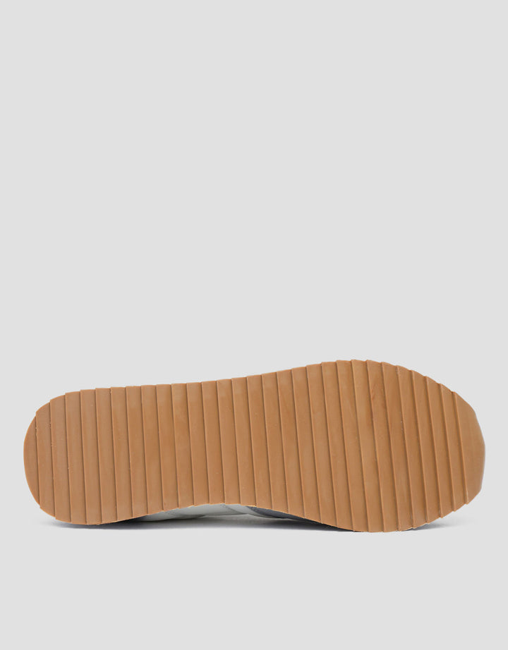Volo Sepatu Sneakers Wk24016A Pria
