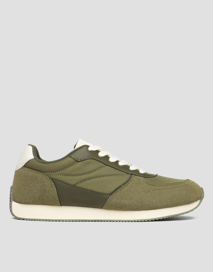 Volo Sepatu Sneakers 1417301A Pria