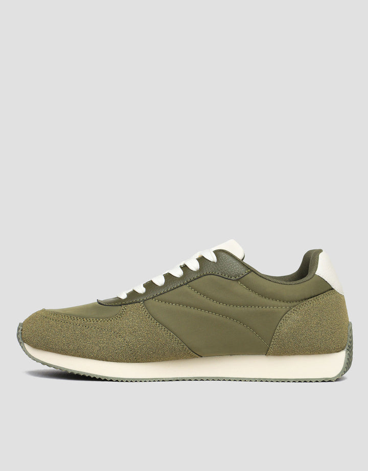 Volo Sepatu Sneakers 1417301A Pria