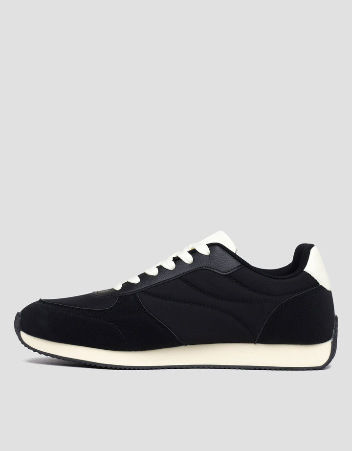 Volo Sepatu Sneakers 1417301A Pria