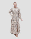 Expand Leela Dress Wanita