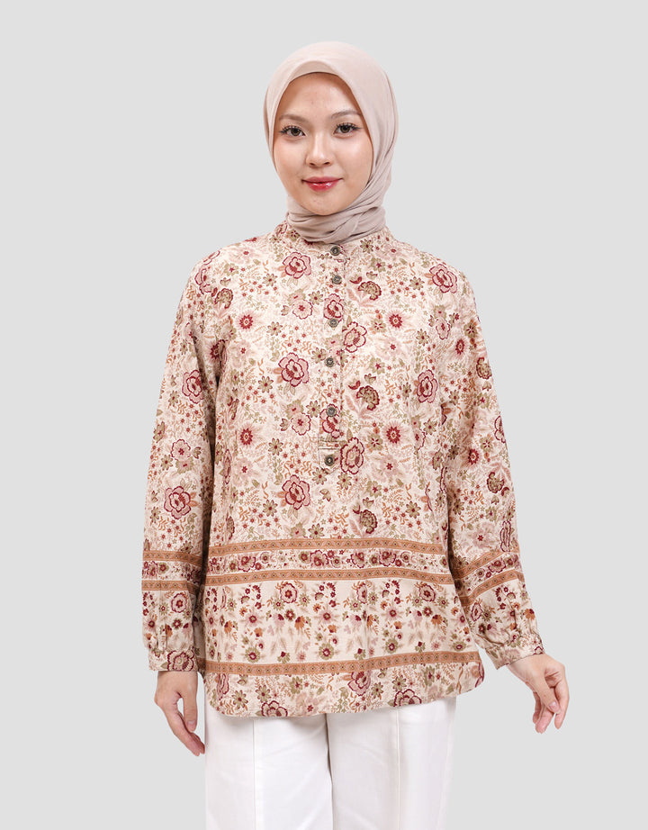 Expand Lili Blouse Wanita