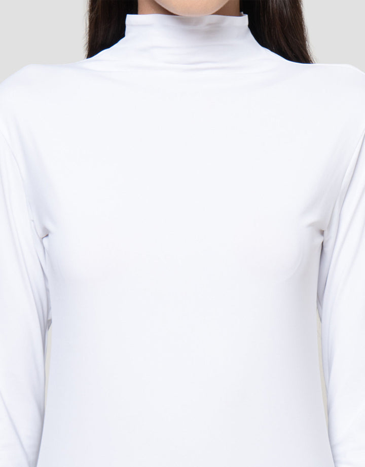 Suko Turtle Neck Kaos Inner Wanita