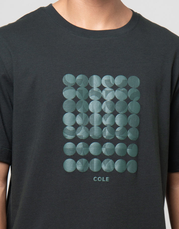 Cole Graphic Foam Print Dotted Reg Fit Kaos Pria
