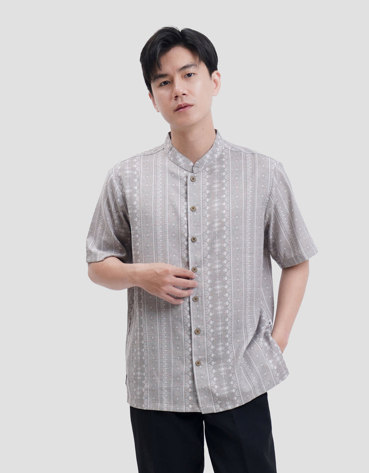 Expand Sarimbit Qiersya Series Koko Pria