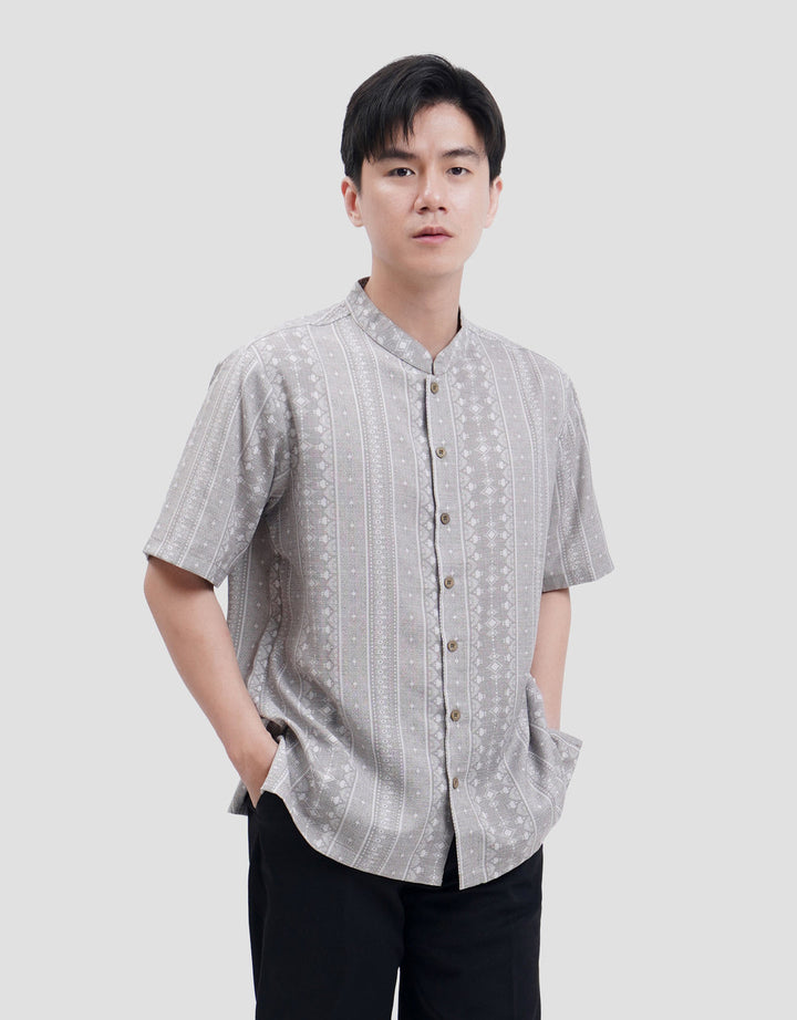 Expand Sarimbit Qiersya Series Koko Pria