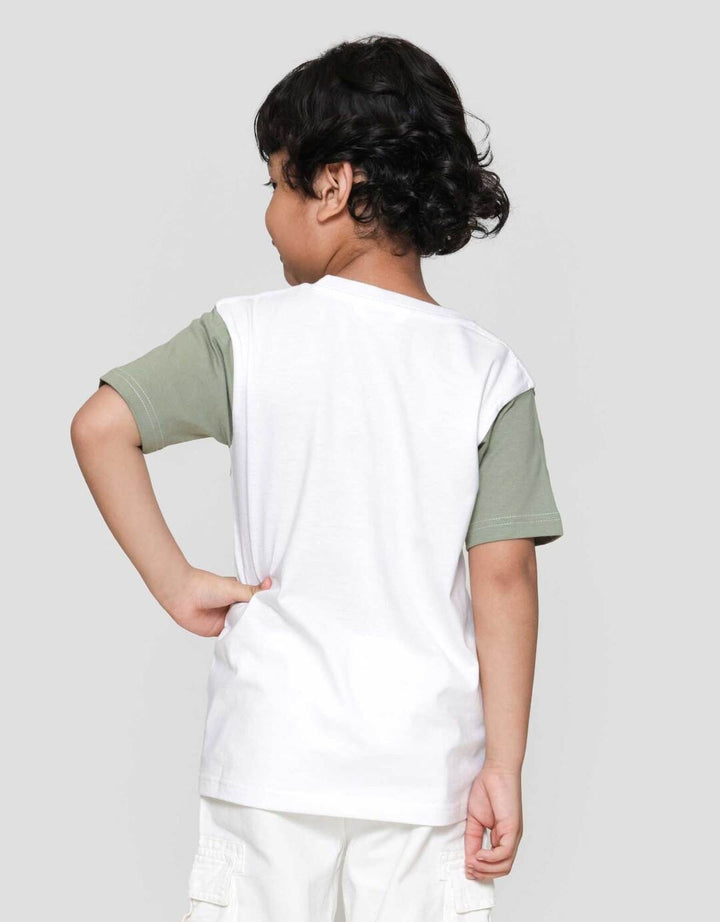 Little M Cut Sewn Kantong Kaos Anak Laki-laki