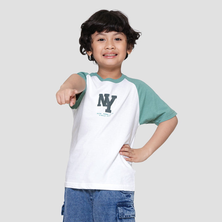 Little M Reglan Embos Kaos Anak Laki-laki