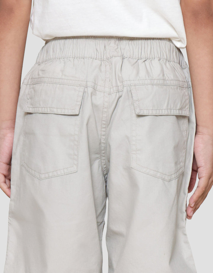 Little M  Crop Basic Pocket Celana Pendek Anak Laki-laki