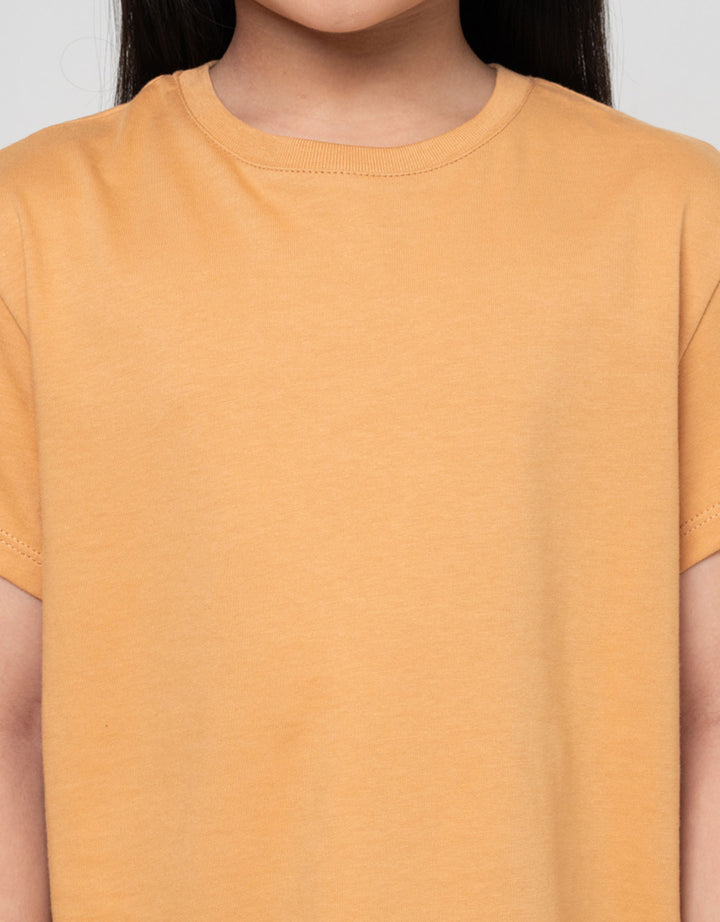 Suko Basic Kerah Bulat Kaos Anak Perempuan