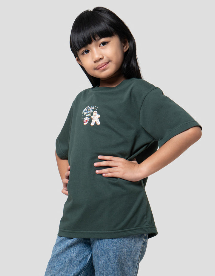 Suko Graphic Kerah Bulat Kaos Anak Perempuan