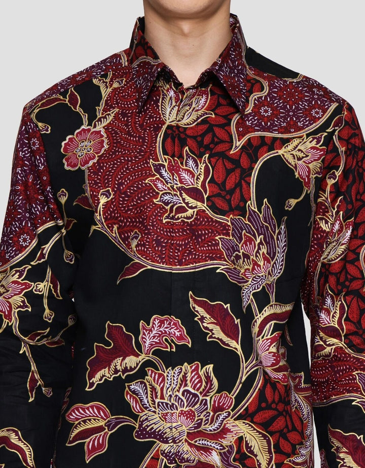 Arjuna Weda Sawat Sasirangan Kemeja Batik Pria