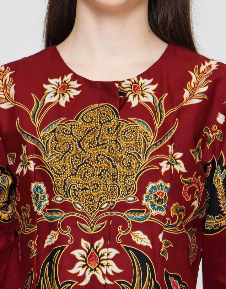 Arjuna Weda Gurdo Blouse Batik Wanita