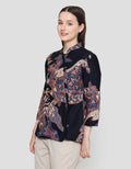 Arjuna Weda Daun Blouse Batik Wanita