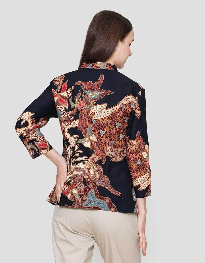 Arjuna Weda Daun Blouse Batik Wanita