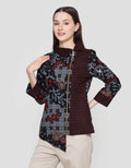 Arjuna Weda Semanggi Sekar Jagad Blouse Batik Wanita
