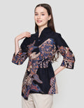 Arjuna Weda Daun Blouse Batik Wanita