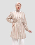 Expand Nadhiva Blouse Wanita