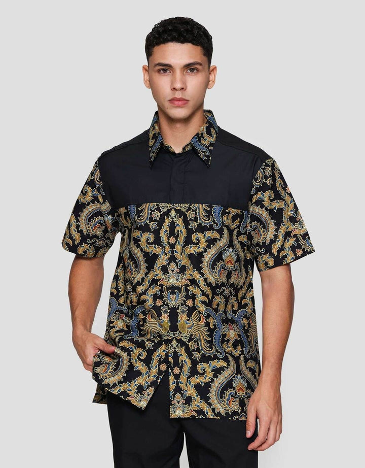 Arjuna Weda Hem Body Fit Cokro Cemani Kemeja Batik Pria