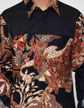 Arjuna Weda Body Fit Daun Kemeja Batik Pria