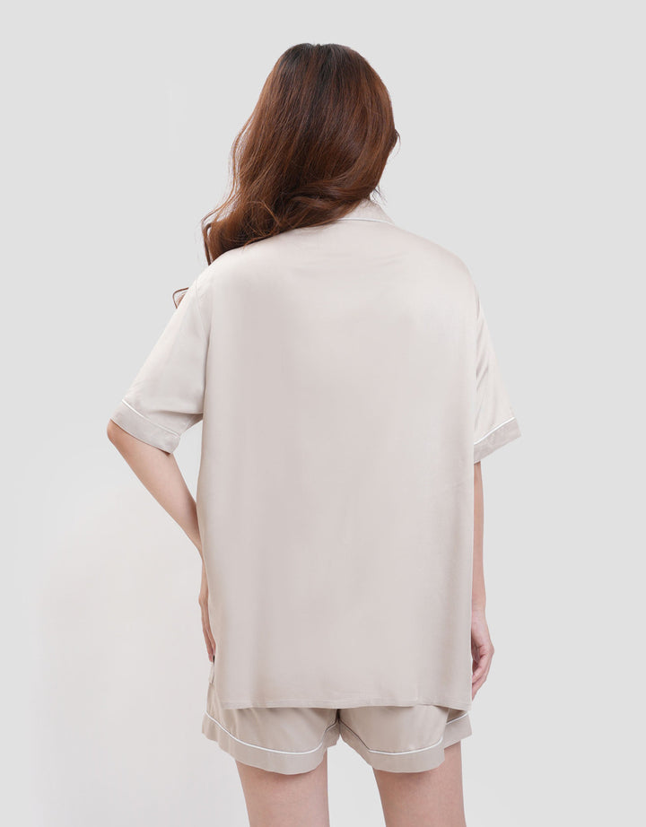 Suko Lengan Pendek Celana Pendek Pajamas Set Wanita