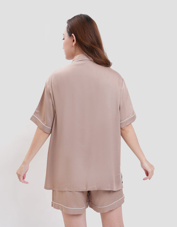 Suko Lengan Pendek Celana Pendek Pajamas Set Wanita