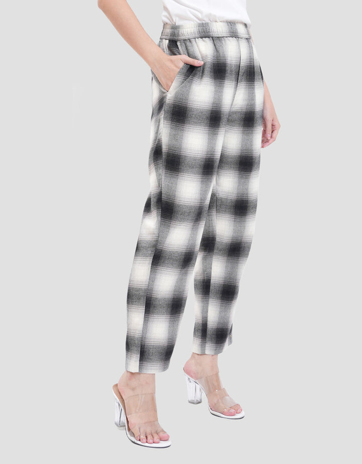 Suko Celana Panjang Flannel Wanita