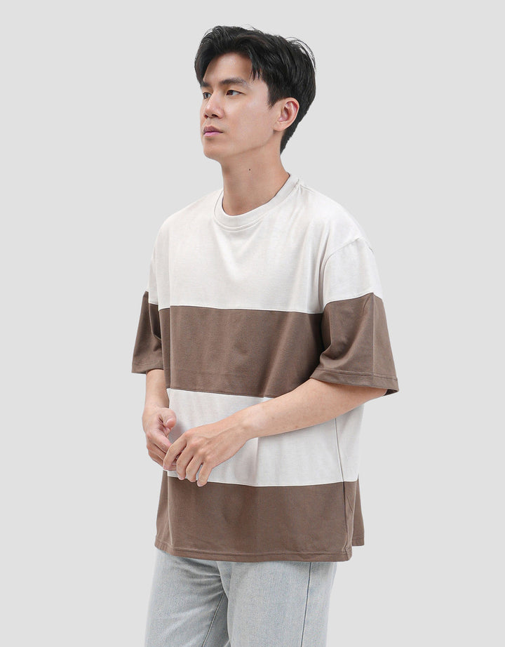 Nevada Stripe Cut N Sewn Kaos Oversize Pria