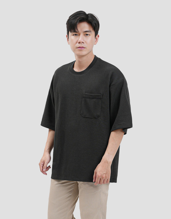 Nevada Texture Pocket Kaos Oversize Pria
