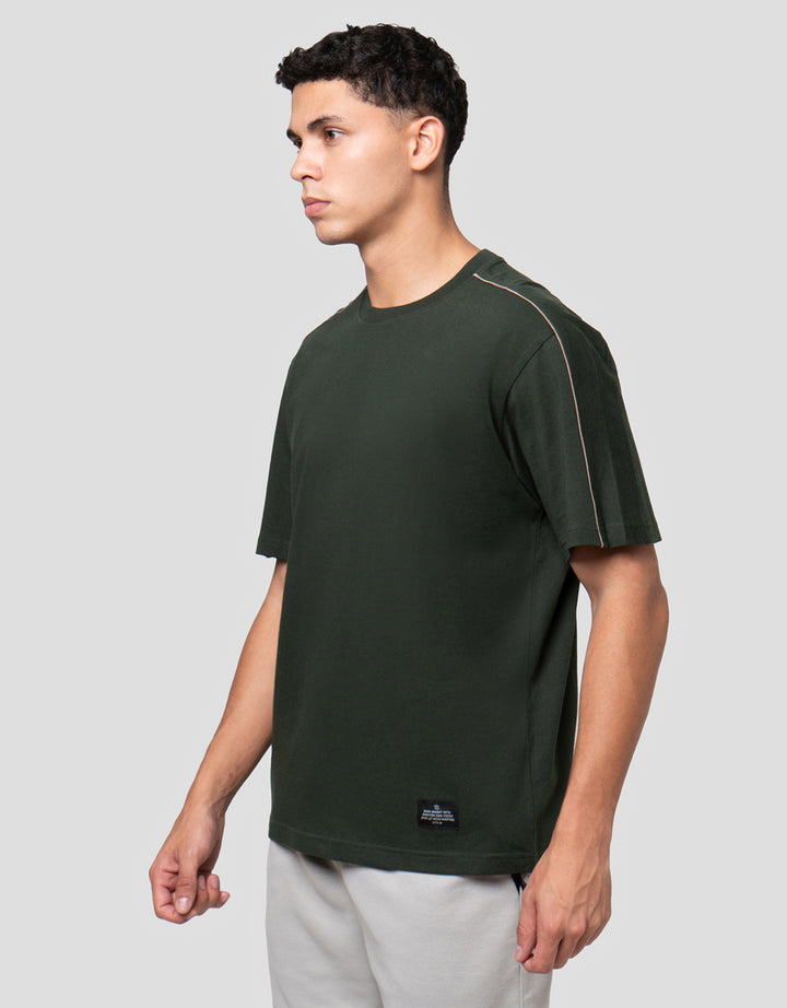 Nevada Plain Contrast Pipping Kaos Pria