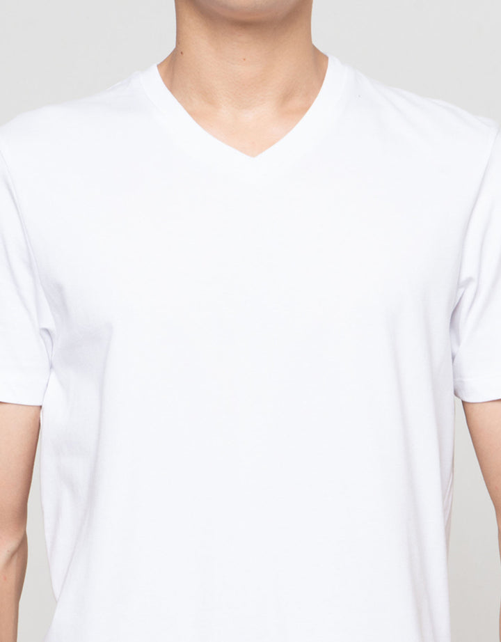 Suko Kerah V Kaos Dalaman Pria