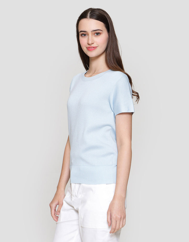 Connexion Rajut Mono Kaos Wanita