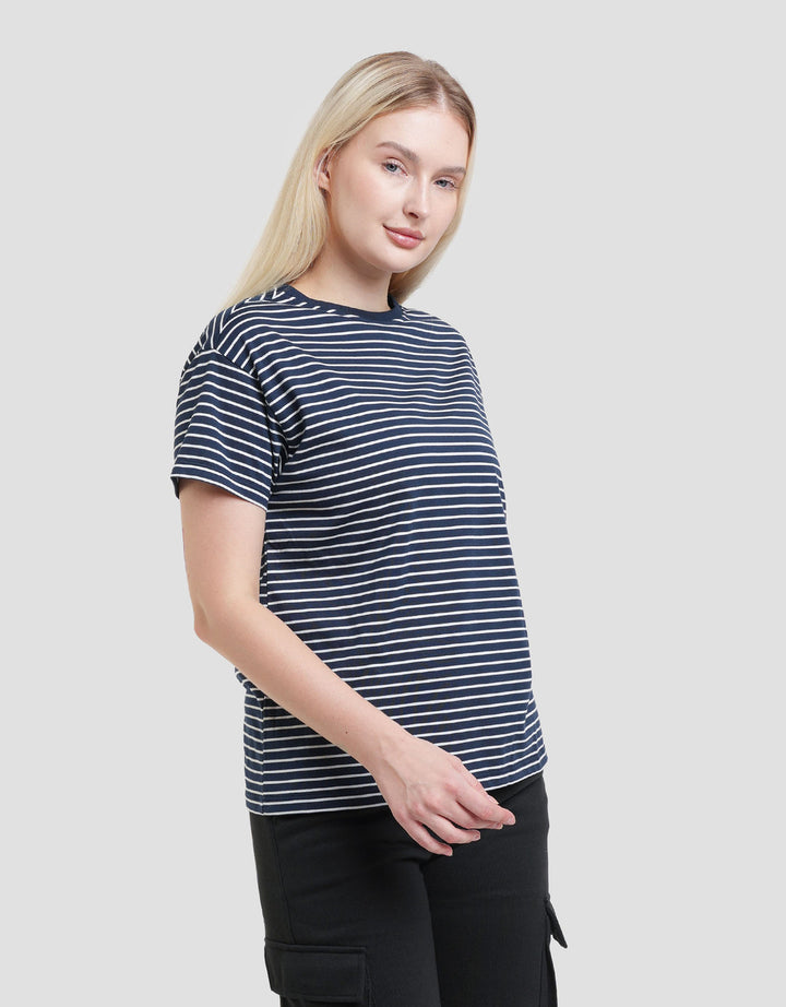 Connexion Stripe Kaos Wanita