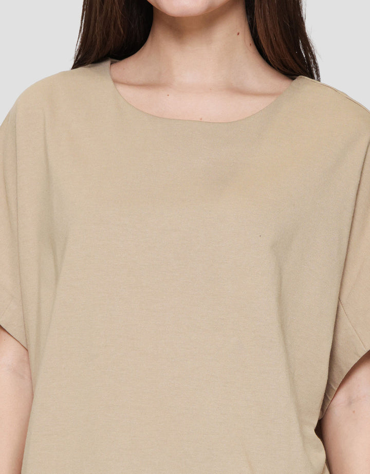 Connexion Drawstring Kaos Oversize Wanita