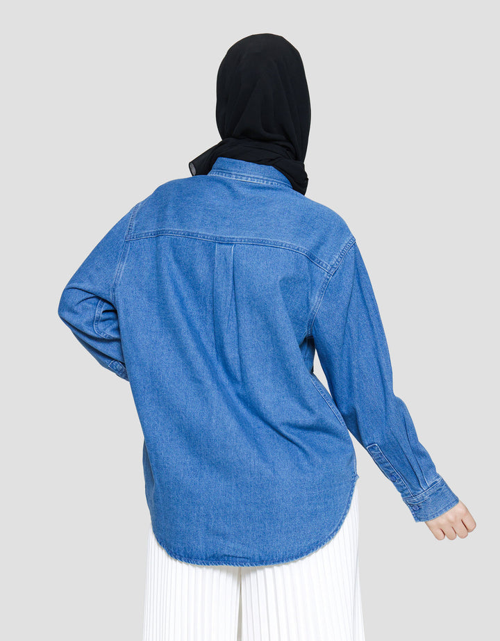 Annisa Double Pocket Kemeja Denim Wanita
