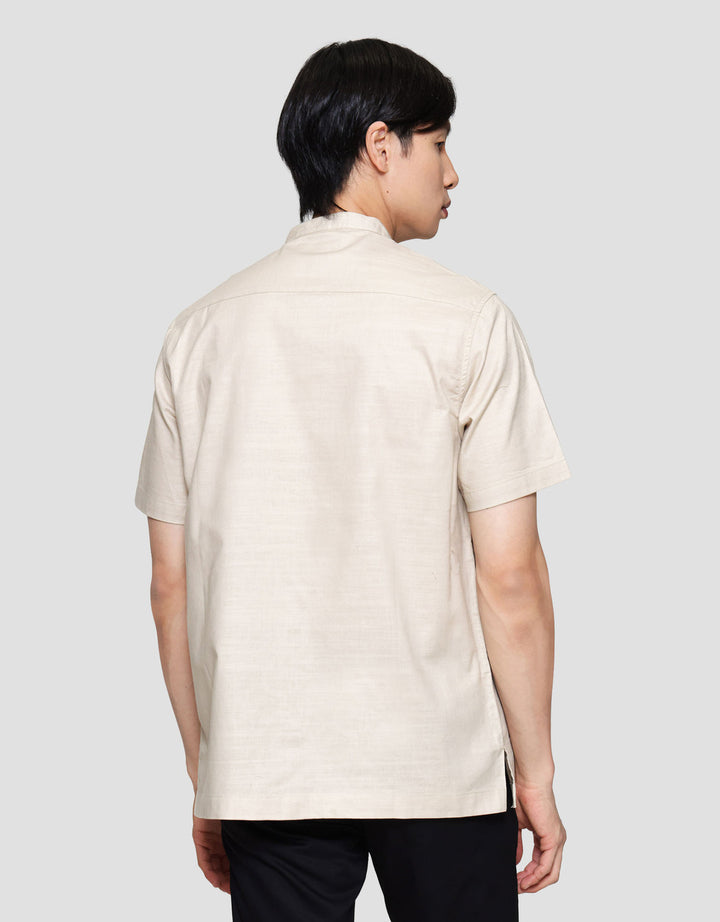 Cole Solid Texture Slub W/ Pocket Baju Koko Pria