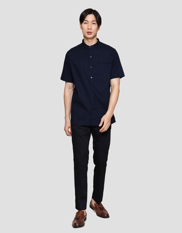 Cole Solid Texture Slub W/ Pocket Baju Koko Pria