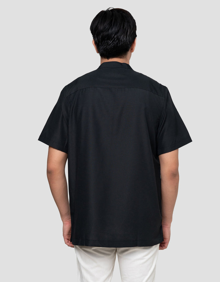 Cole Pintu Diamond Similar Repeat Kemeja Koko Pria