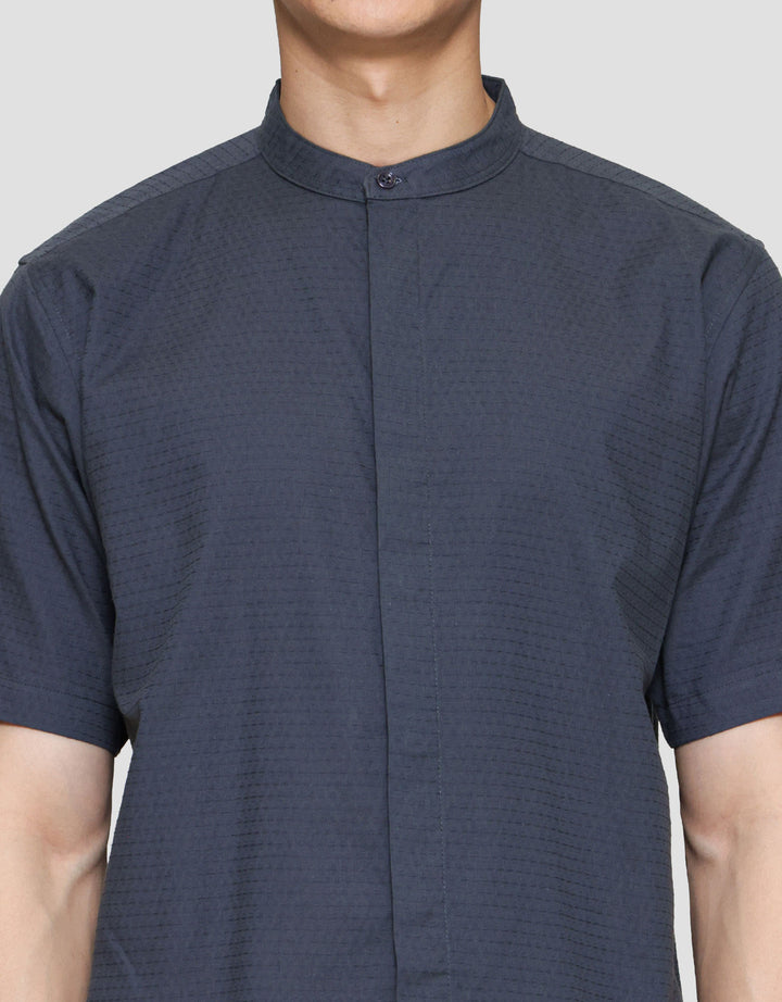 Cole Solid Texture Running Stich Baju Koko Pria