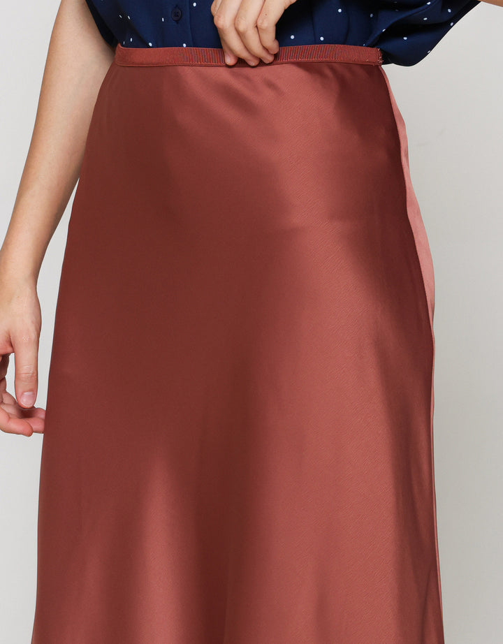 Suko Satin Rok Wanita