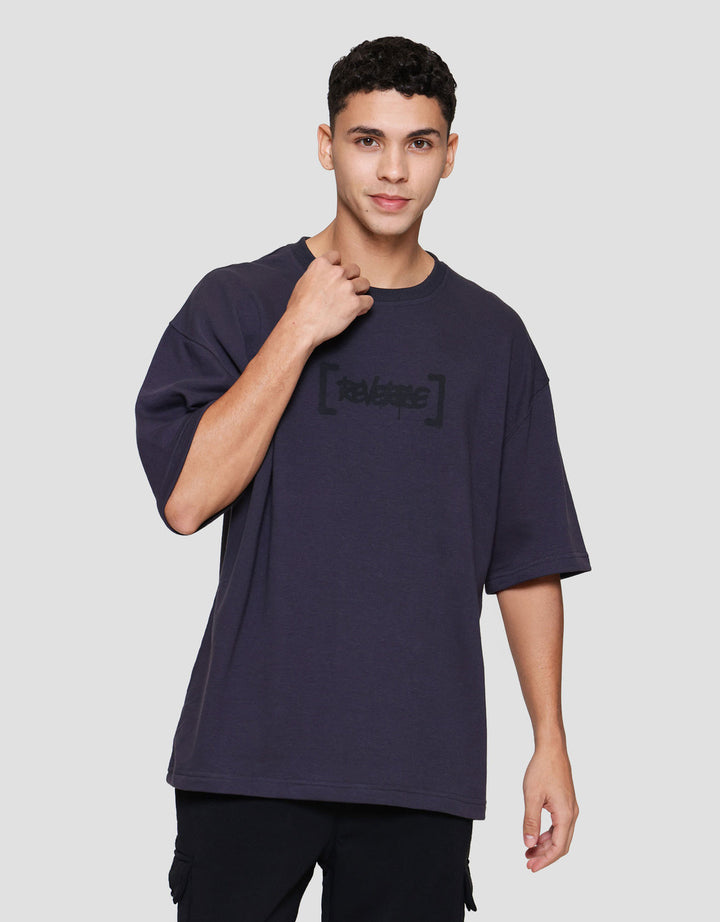 Nevada Street Style Reverse Kaos Oversize Pria