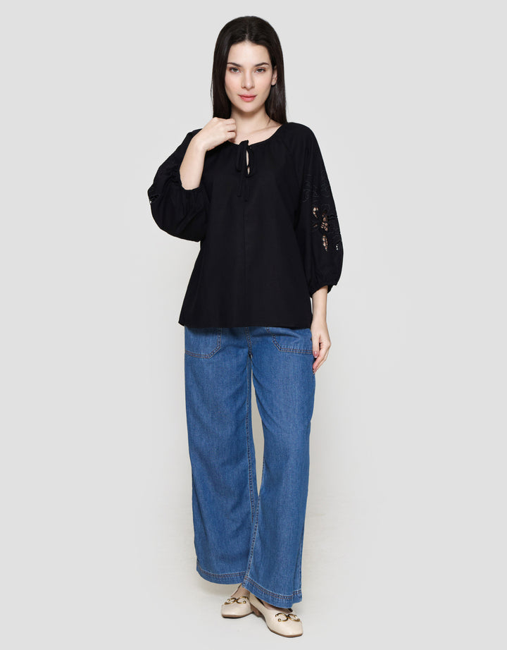 St. Yves Linen Blend Embro Sleeve Blouse Wanita