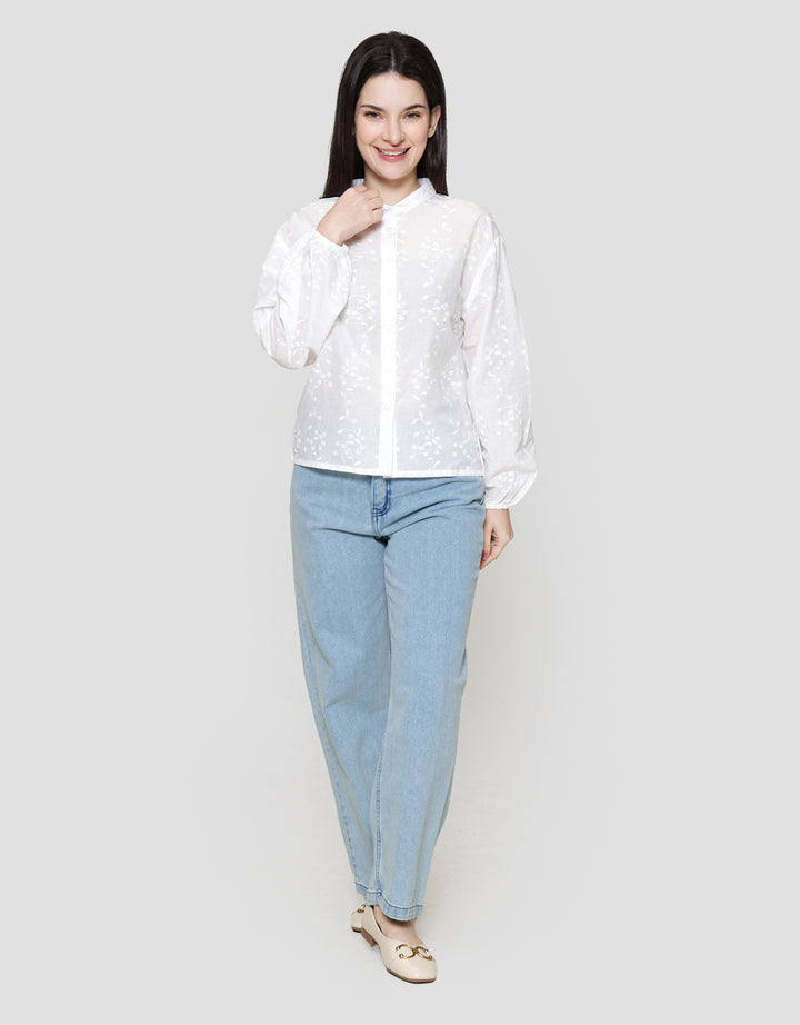 St. Yves Relax Broderie Boxy Top Kaos Wanita