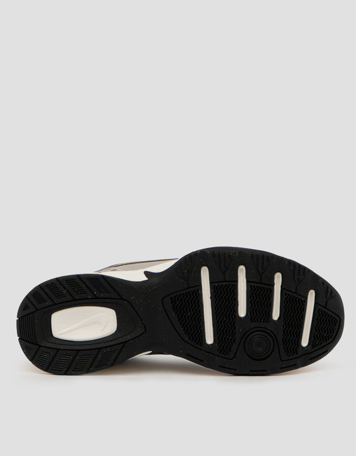 Nike Air Monarch IV Sportlife Shoes Pria
